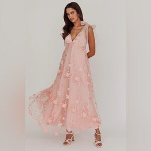 Selfie Leslie Chantilly Tied Shoulder Maxi Dress Blush